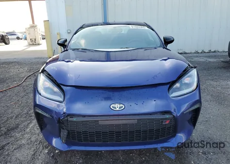 2023 Toyota Gr 86 Premium из США, поврежденный, VIN JF1ZNBE18P9761277